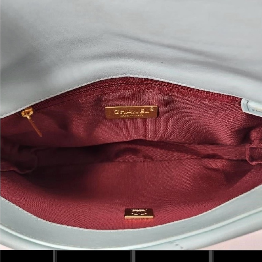 Chanel Sky Blue Quilted Shoulder Bag - Picture 8 of 13